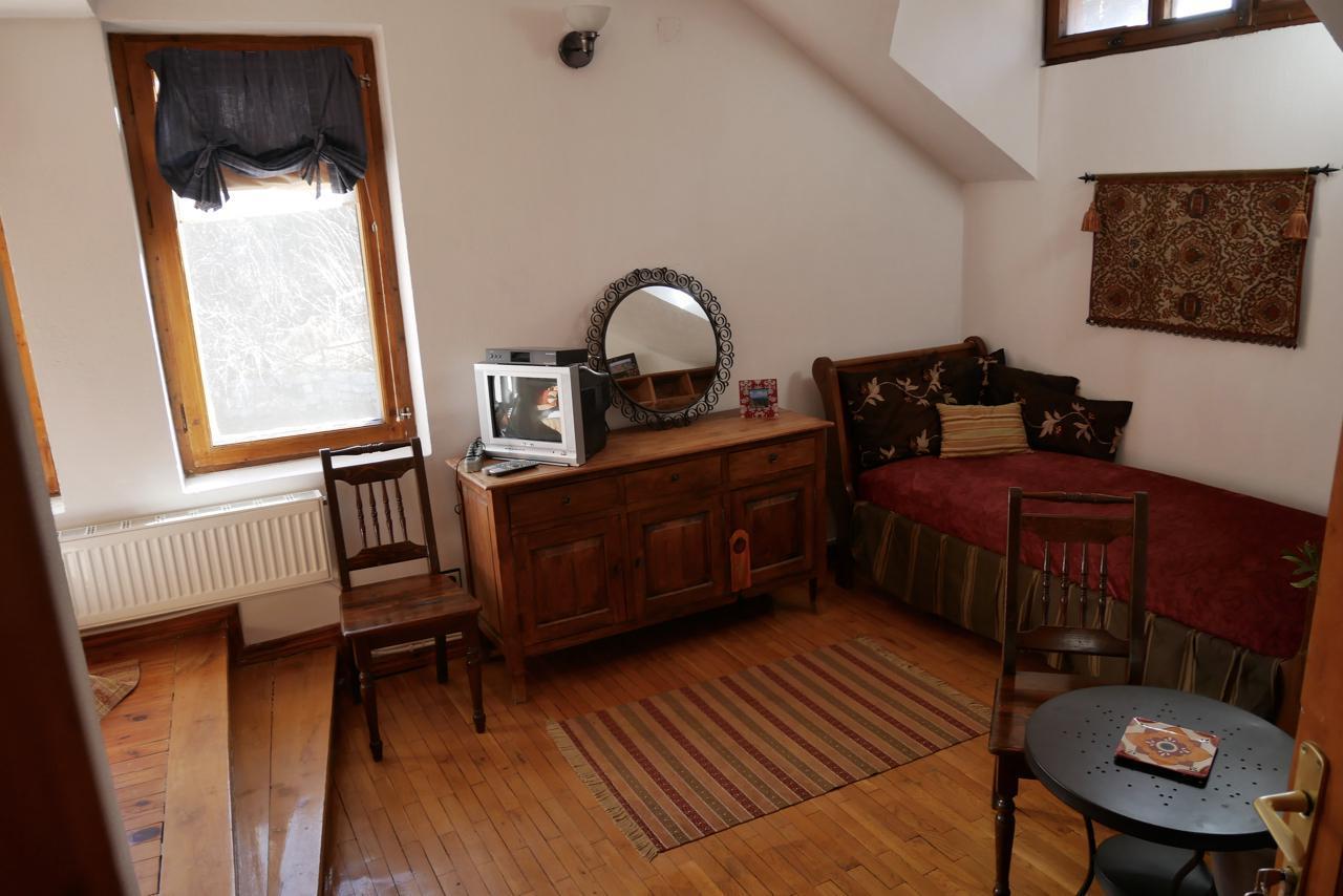 Castle Guest house 2*